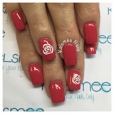 Red Nails With Roses 