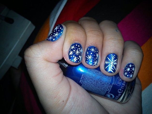 Midnight Blue Icy nails