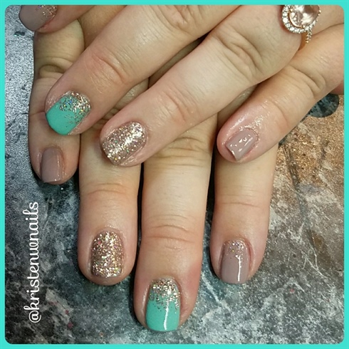 French manicure nails with a twist | French manicure nails 
