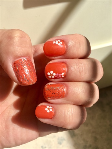 Sunny Spring nails