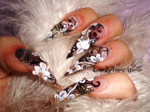 4. Extravagant Nail Art Designs for Fashion Lovers - wide 2