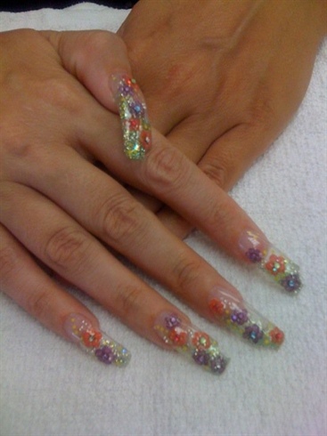 Gel flowered nails