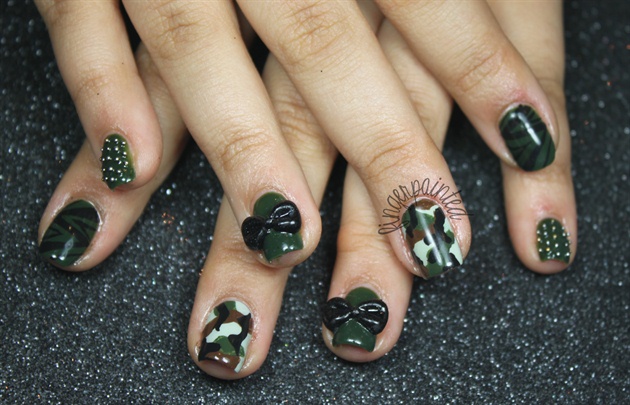Camouflage Nails