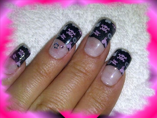 Pink scull and hearts