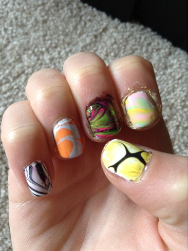 Marble Nails 