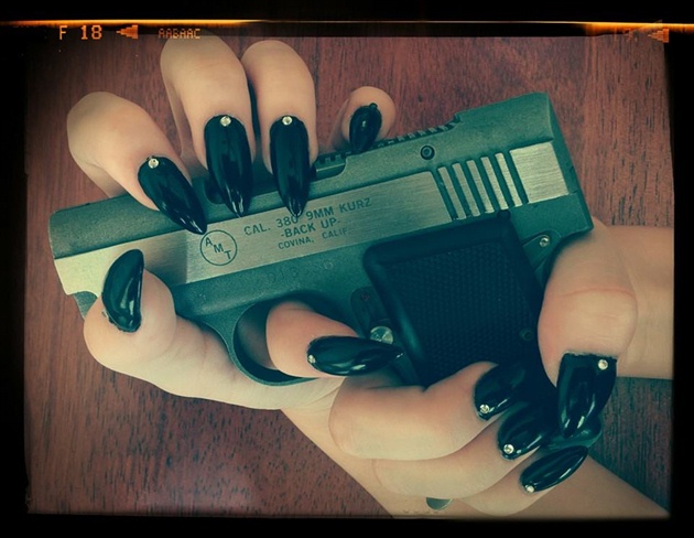 Black Nails.