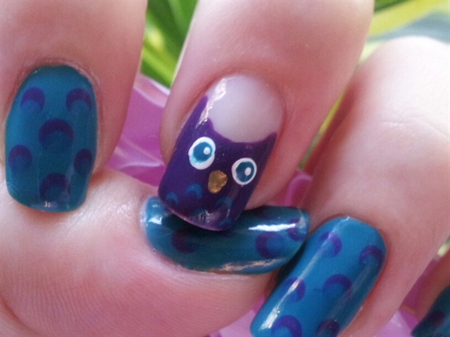 Owl nails