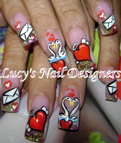 LUCY&#39;S NAIL DESIGNERS