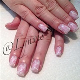 Pink &amp; White Nail Art
