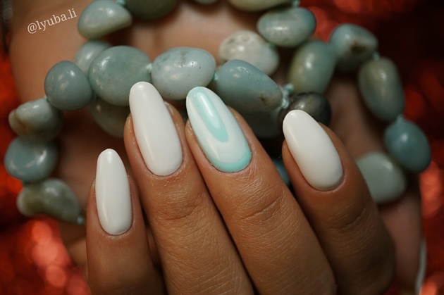 Natural nails and clean manicure