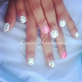 Quick mani for Little Girl