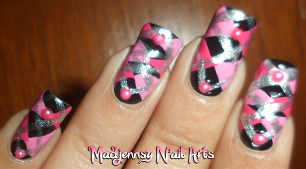 Pink Argyle Scottish Nails