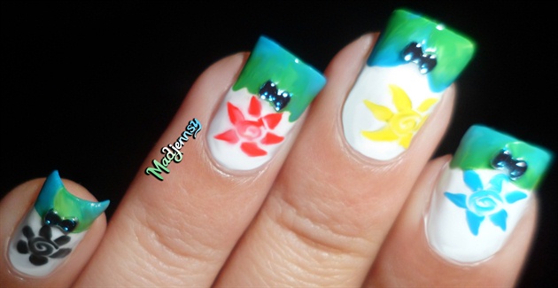 Pretty Flowery Nails