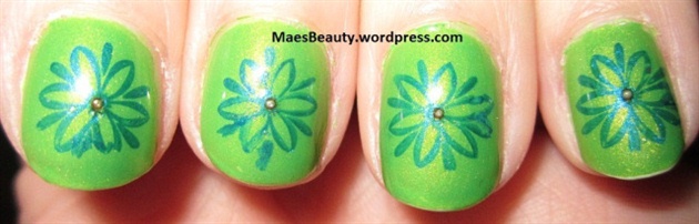 Green Flower Stamped nails