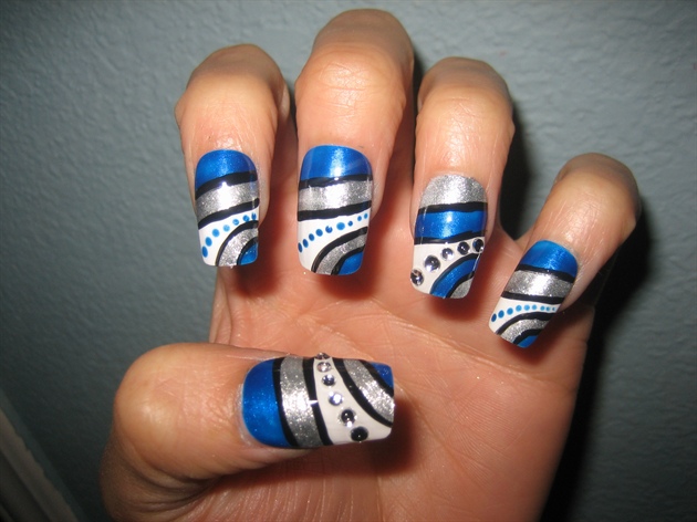 Royal blue nail design - Nail Art Gallery