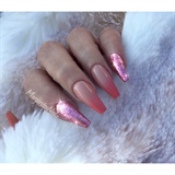 Ombr&#233; Coffin Nails 