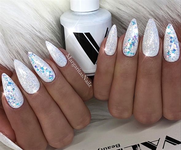 White Glitter Nails 