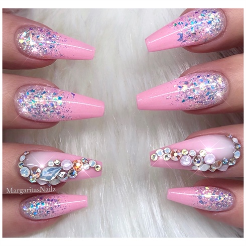 Barbie Pink Glitter Ombr&#233; Coffin Nails 