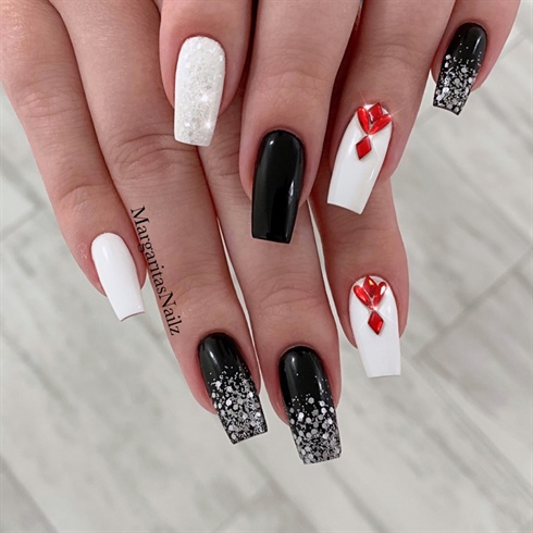 Black And White Coffin Nails 