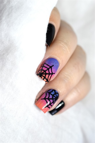 Girly Halloween nails