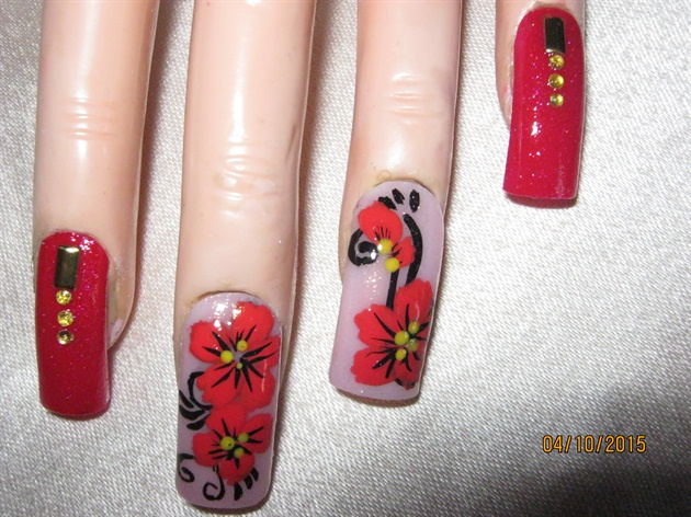 floral red nails