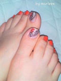 orange toes