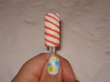 Candy stripe nails