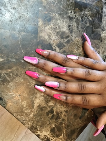 Pink &amp; White Ombr&#233; 