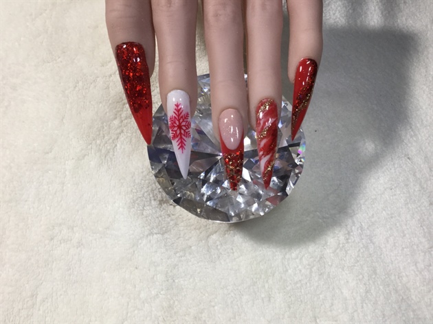 Nails For Santa 
