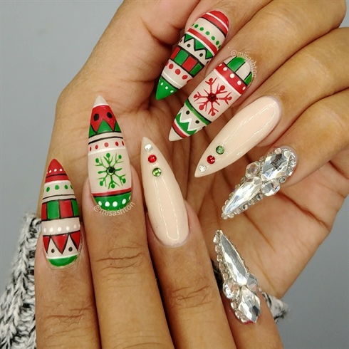 Ugly Sweater Christmas Nails