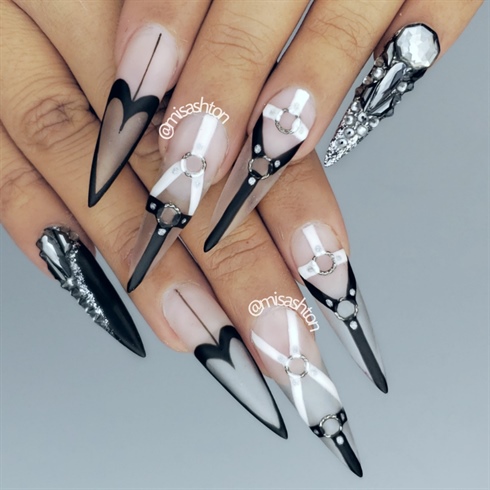 Black and white valentine&#39;s day nails