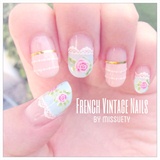 French Vintage Nails
