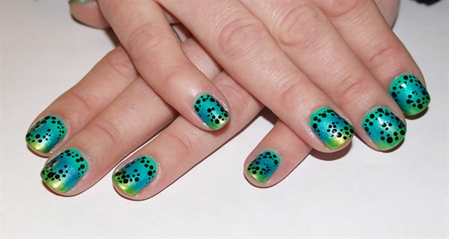 Green, blue and dots
