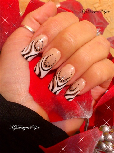 Gorgeous Black and White French Nails