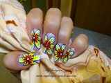 Bold Summer Flower Print Nails