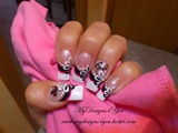 Black and White Flower Nails.