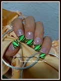 ABSTRACT FRENCH TIP NAIL ART - LIGHT GRE