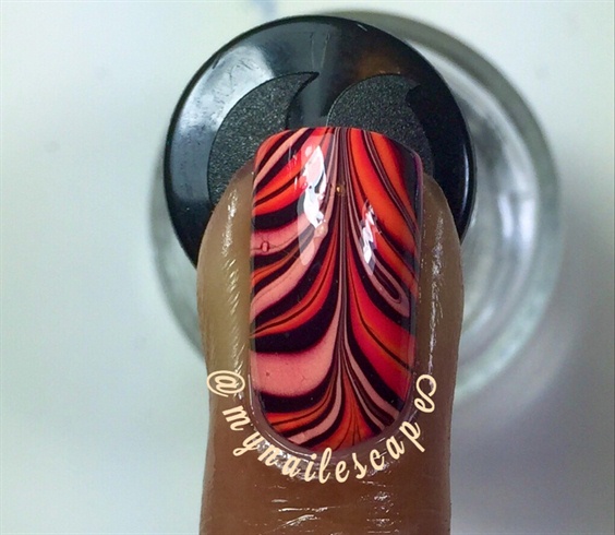 Vertical Striped Accent Nail