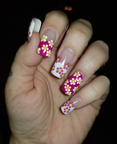 Magenta and white flowers