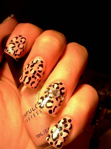 Blinged out Leopard