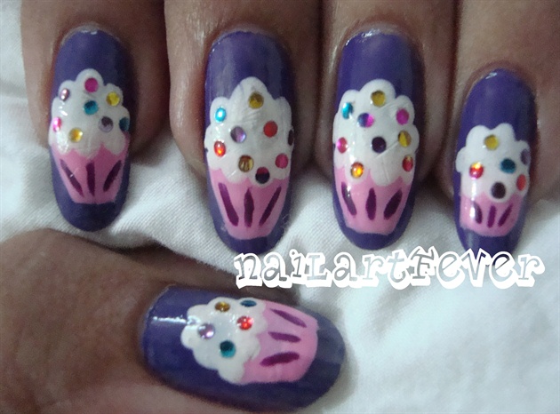 Cupcake nails !