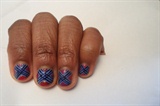 Graphic Lines Nails