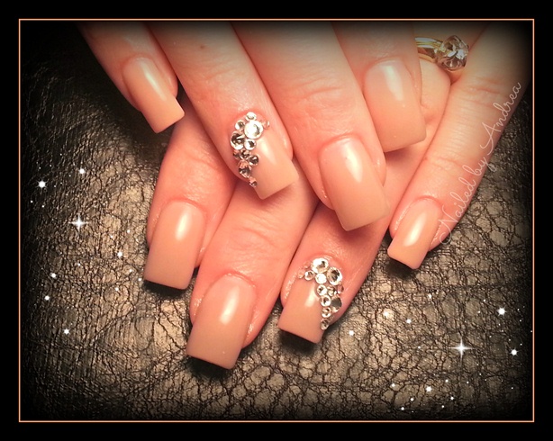 nude bling