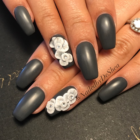 Matte With Acrylic Flowers 