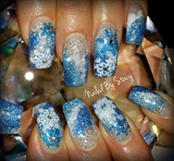 Snowy Winter Snowflake Nails