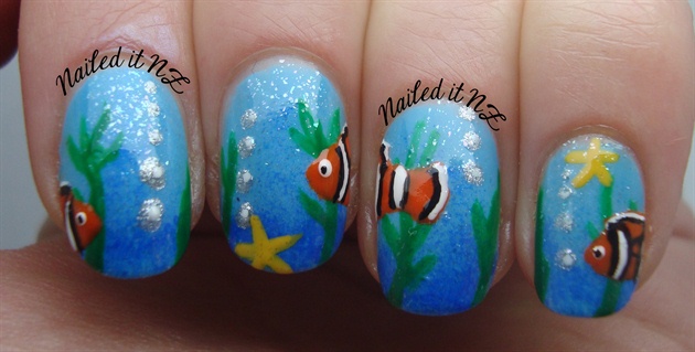 Clown fish/nemo nails