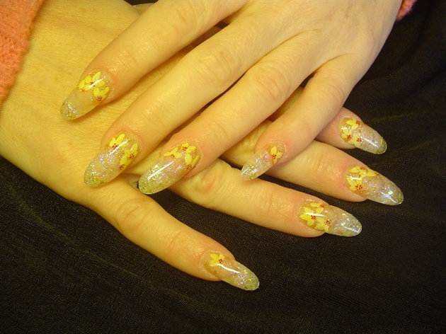 9. Nail Art Representing State Flowers - wide 5