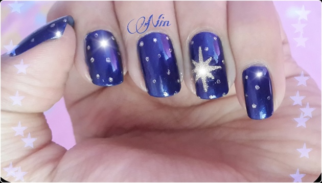 Christmas Star nails