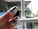 Black &amp; white nails
