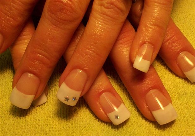 6. Starry French Tip Nails - wide 2